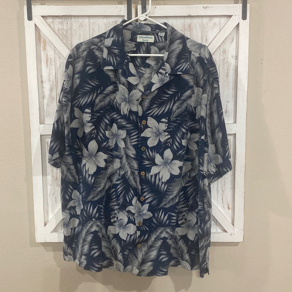 Men’s Caribbean Pure Silk shirt, size 2XB, Hawaiian Floral